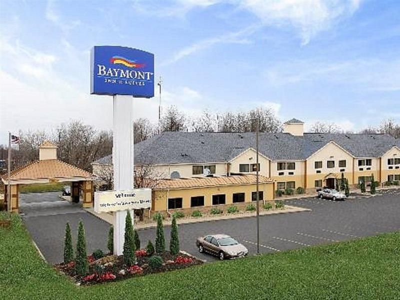 Baymont By Wyndham Boston Heights/Hudson Hotel Exterior photo